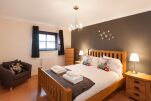 Bedroom, Greyfriars Court Serviced Apartments, Glasgow