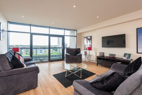 Living Area, Lancefield Quay Serviced Apartment, Glasgow