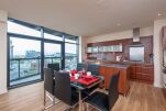 Kitchen and Dining Area, Lancefield Quay Serviced Apartment, Glasgow