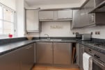 Kitchen, College Street Serviced Apartment, Glasgow