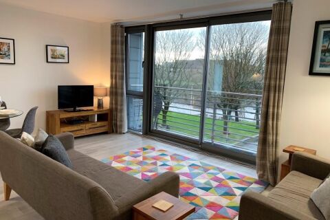 Living Area & Balcony, Clyde Waterfront Serviced Apartments, Glasgow