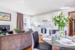 Living and Kitchen Area, Shoreditch Square Serviced Apartments, Shoreditch, The City of London