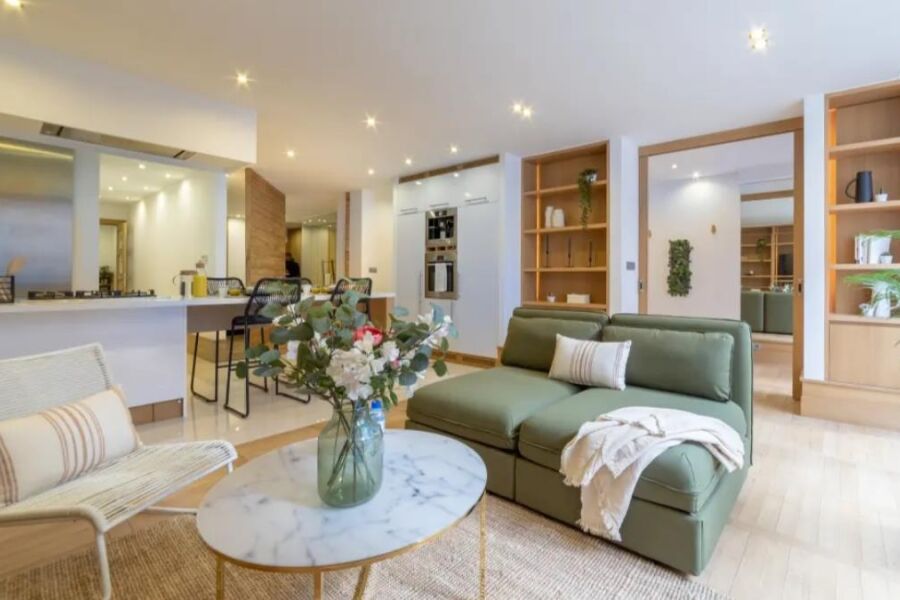 Living Area, Couronne Serviced Apartments, Belgium