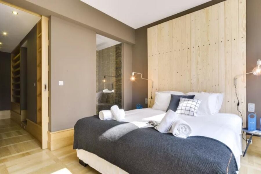 Bedroom, Couronne Serviced Apartments, Belgium