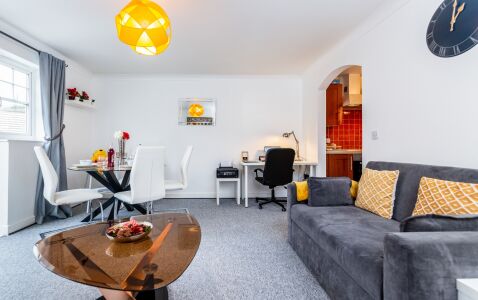Caspian Way Apartment