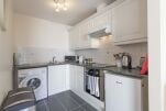 Kitchen, Windmill Lane Serviced Apartment, Dublin