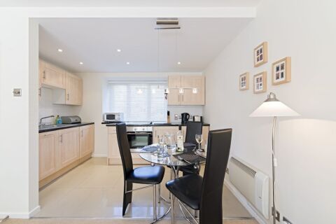 Kitchen and Dining Area, Christchurch Close Serviced Apartments, St Albans