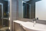 Bathroom, Lyon Rue Garibaldi Serviced Apartments, Lyon