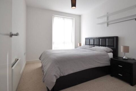 Bedroom, Moor End Serviced Apartments, Hemel Hempstead