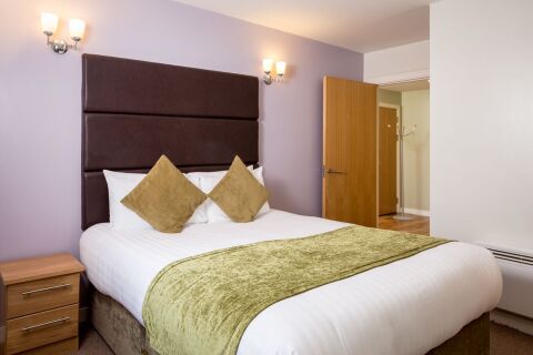 Headingley Serviced Apartments in Leeds, Bedroom