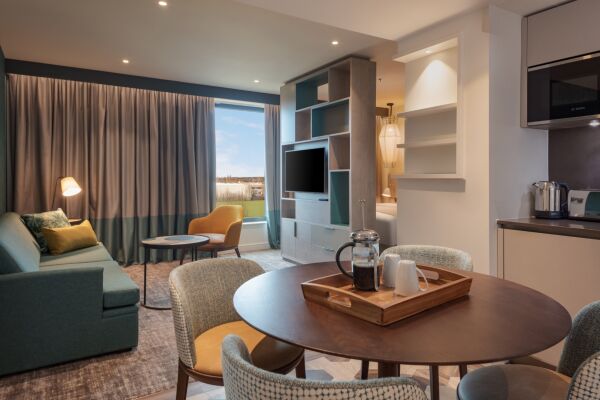 Minimalist Apartments Near Heathrow Airport with Simple Decor