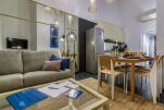 Living Area, Gothic Baixos
