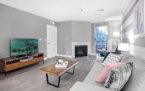 Media Tower Serviced Apartment