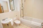 Bathroom, Western Harbour Serviced Apartments, Edinburgh