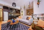 Living Room, Park Mediterranean