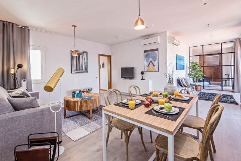 Living Room, Pedrera At