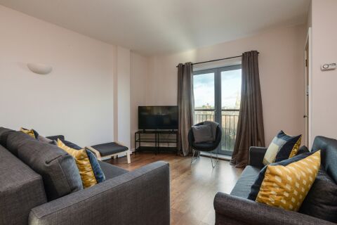 Living Area, Portland Square Serviced Apartment, Nottingham