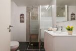 Shower Room, Florentine Serviced Apartment, Tel Aviv-Yafo