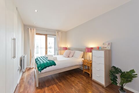 Bedroom Central Riverside I