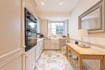 Kitchen Elegant Ballsbridge
