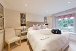 Bedroom Elegant Ballsbridge