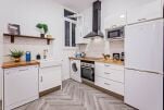 Kitchen, Urgell