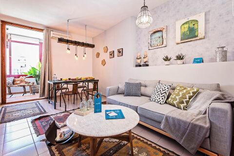 Living Room, Wellington
