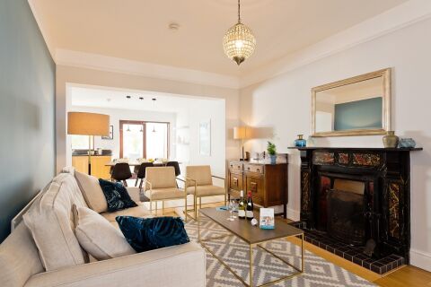 Living area Gorgeous Howth II