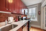 KIitchen, Vermont Avenue Serviced Accommodation, Washington
