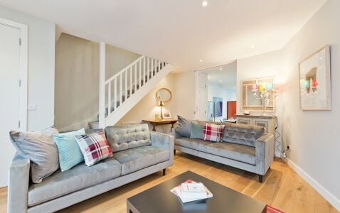 Modern Grand Canal Accommodation