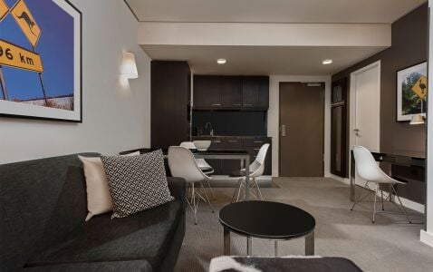 Adina Hotel Berlin Hackescher Markt Apartments