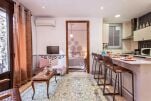 Living and Kitchen Area, Rosemarine Serviced Apartments, Barcelona