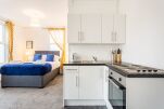 Studio, West Street Serviced Apartments, Southend-on-Sea