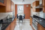 Kitchen and Dining Area,London Bridge Serviced Apartment, London Bridge