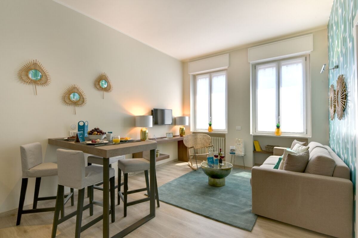 Duomo Apartments (S) in Milan Situ