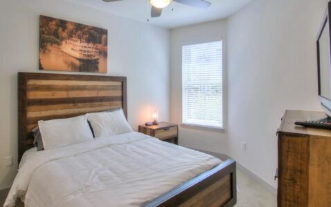 Carillon Apartments