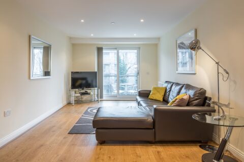 Lounge, Equinox Place Serviced Apartments, Farnborough