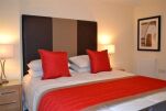 Bedroom, Central Point Serviced Apartments, Basingstoke
