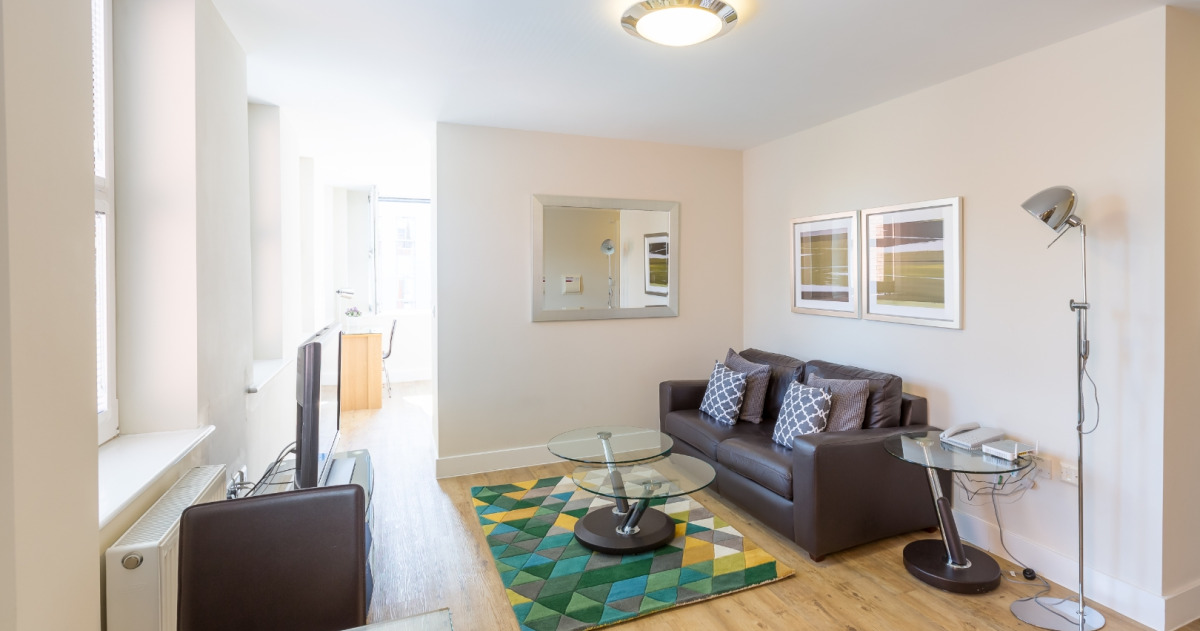 Central House Apartments in Camberley Situ