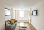  Deluxe 1 Bed Lounge, City Wall House Serviced Apartments, Reading