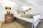 New Image for Ethnic Eixample Apartment