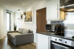 London Brentford Apartments
                                    - Brentford, West London