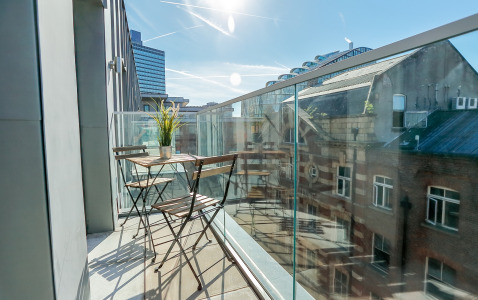 Halo House Apartments