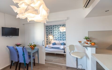 Artistic Riviera Apartment