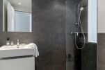 Bathroom, The Flag Munich Serviced Apartments, Munich