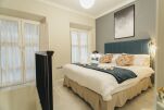 Bedroom Dean Miranda