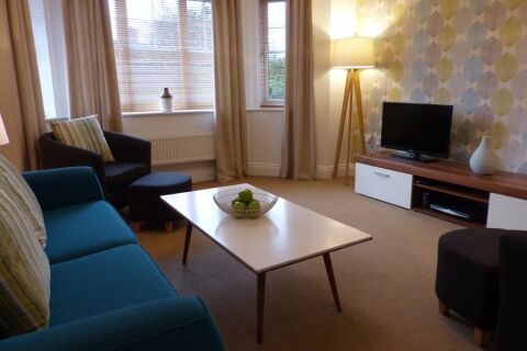Living Area, St. Raphael House Serviced Apartments, Basingstoke