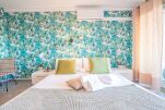 Bedroom Bright and Cosy 