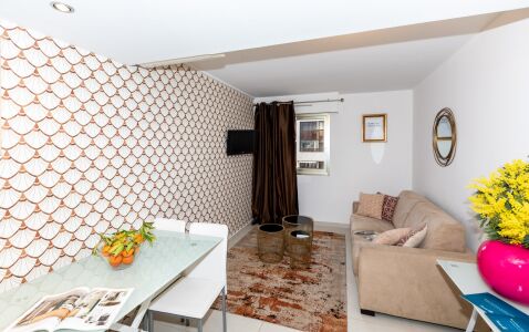 Spacious Lovely Riviera Apartments