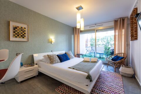 Bedroom with balcony Cosy Terrace